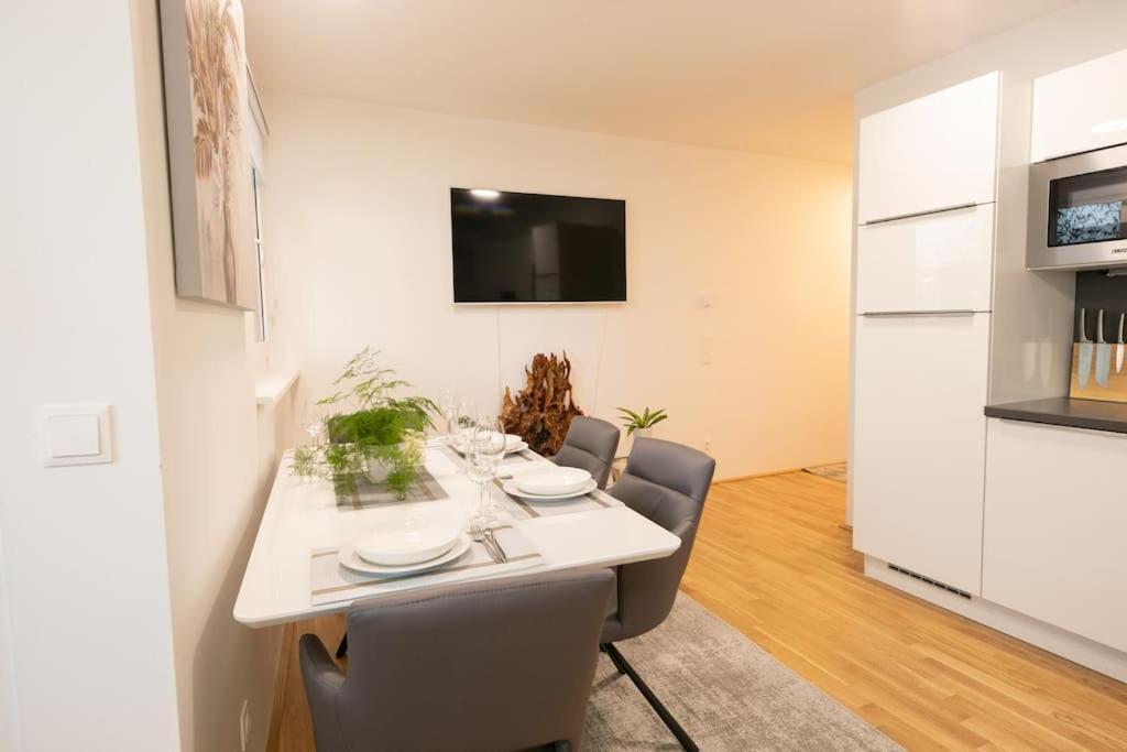 Schoenes Living Am Donauufer Wien Exterior foto
